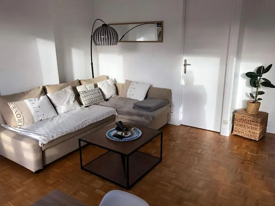 Apartment Terrasse Avec Vue
